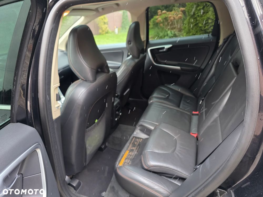 Volvo XC 60 D5 AWD Summum - 10