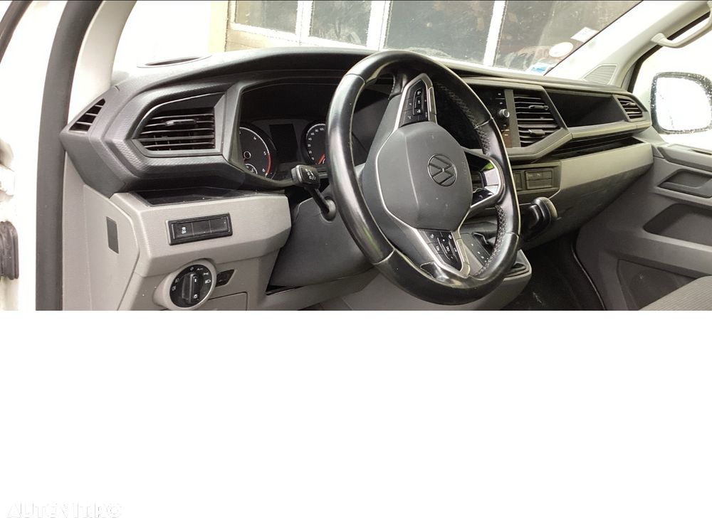 Volkswagen Transporter - 3