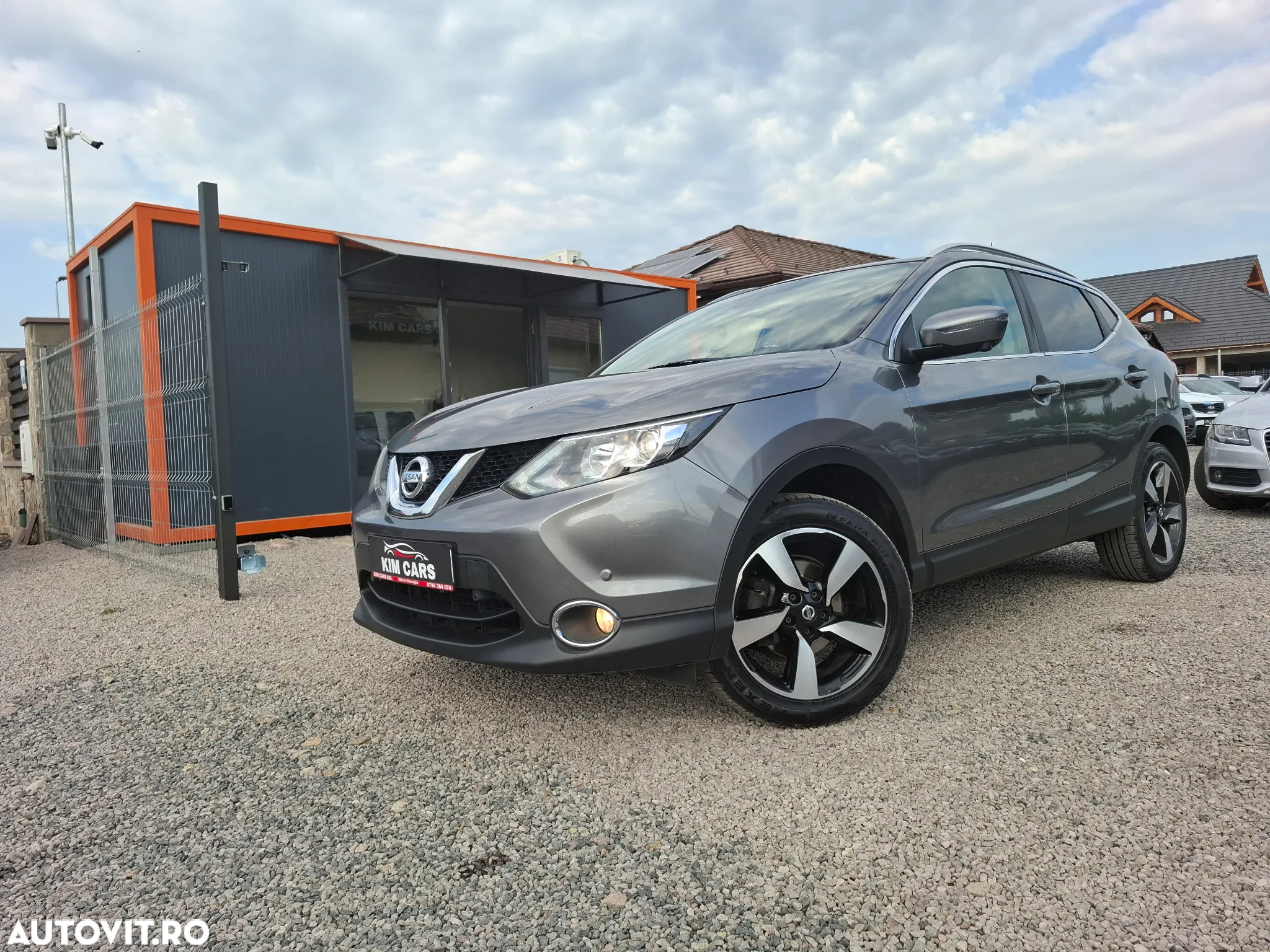 Nissan Qashqai 1.5 DCI Start/Stop N-Connecta - 2