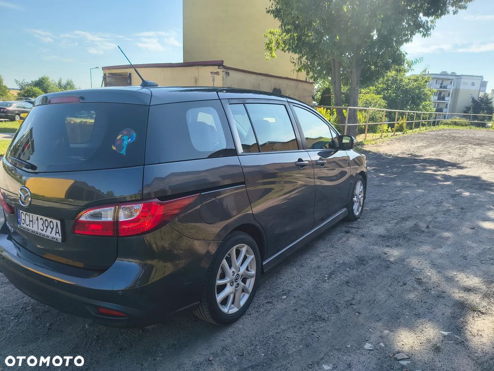 Mazda 5 - 6