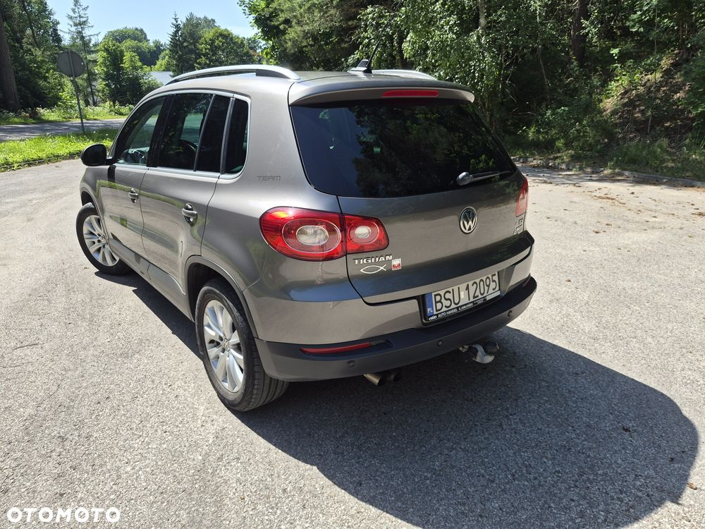 Volkswagen Tiguan - 4
