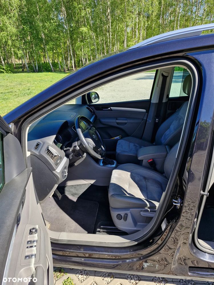 Volkswagen Sharan 2.0 TDI Highline DSG - 13