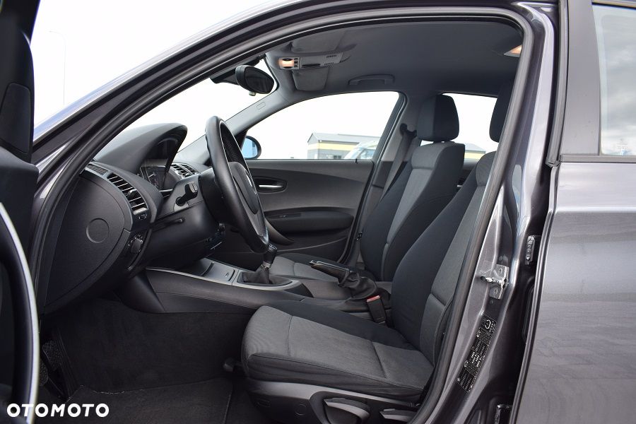 BMW Seria 1 116i - 6