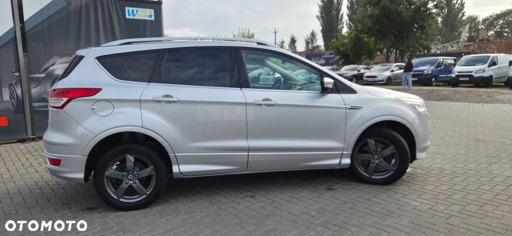 Ford Kuga 2.0 TDCi 4x4 Titanium - 15