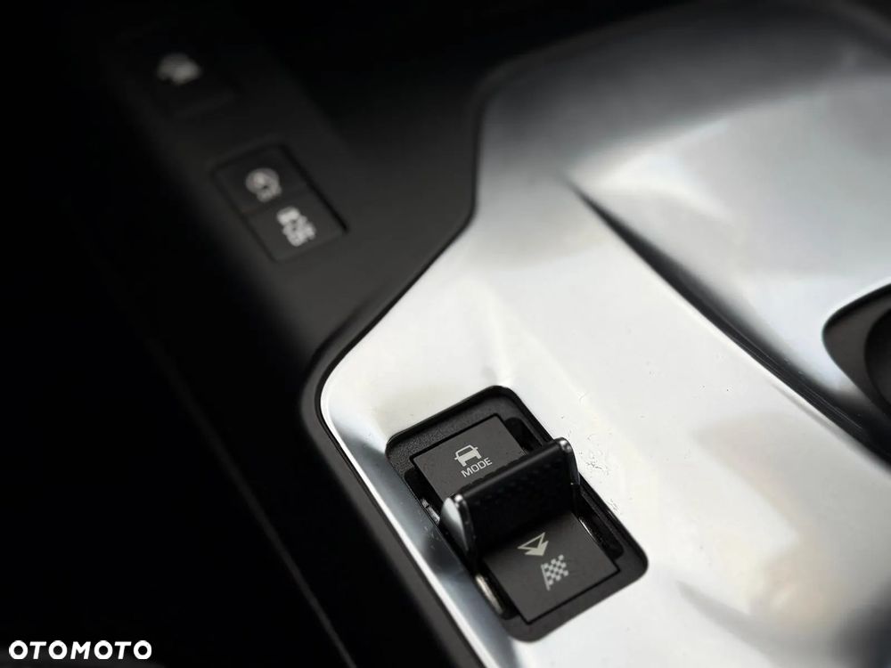 Jaguar E-Pace D180 AWD S - 24