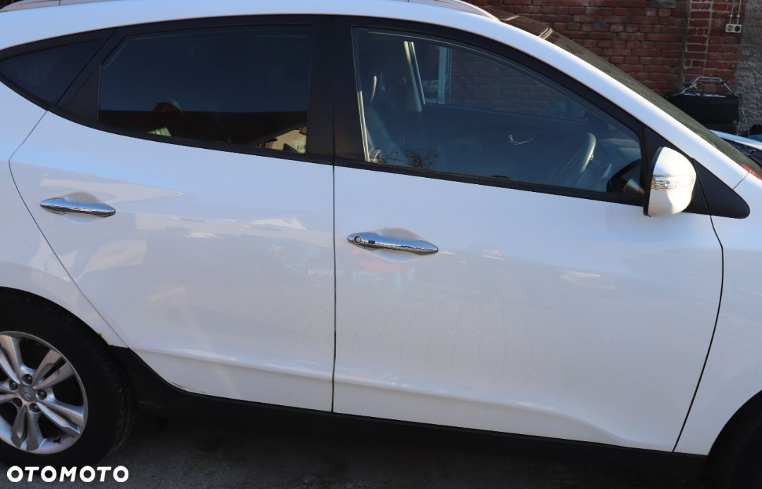 HYUNDAI IX35  drzwi prawe przód tył lakier WD - 1