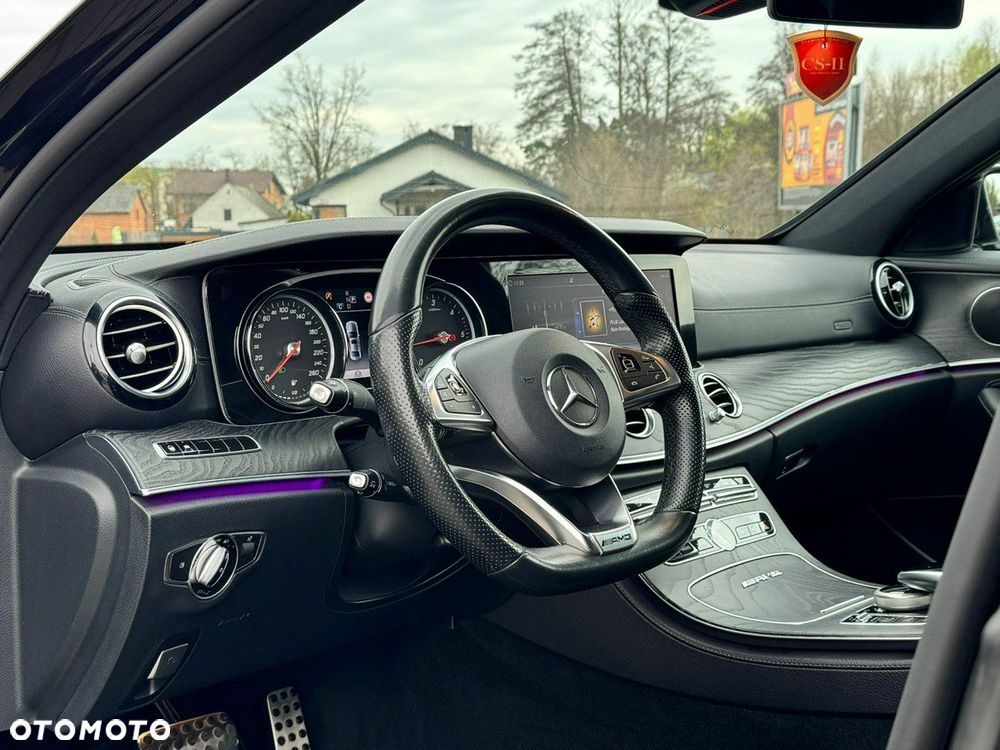 Mercedes-Benz Klasa E 200 d 9G-TRONIC AMG Line - 23