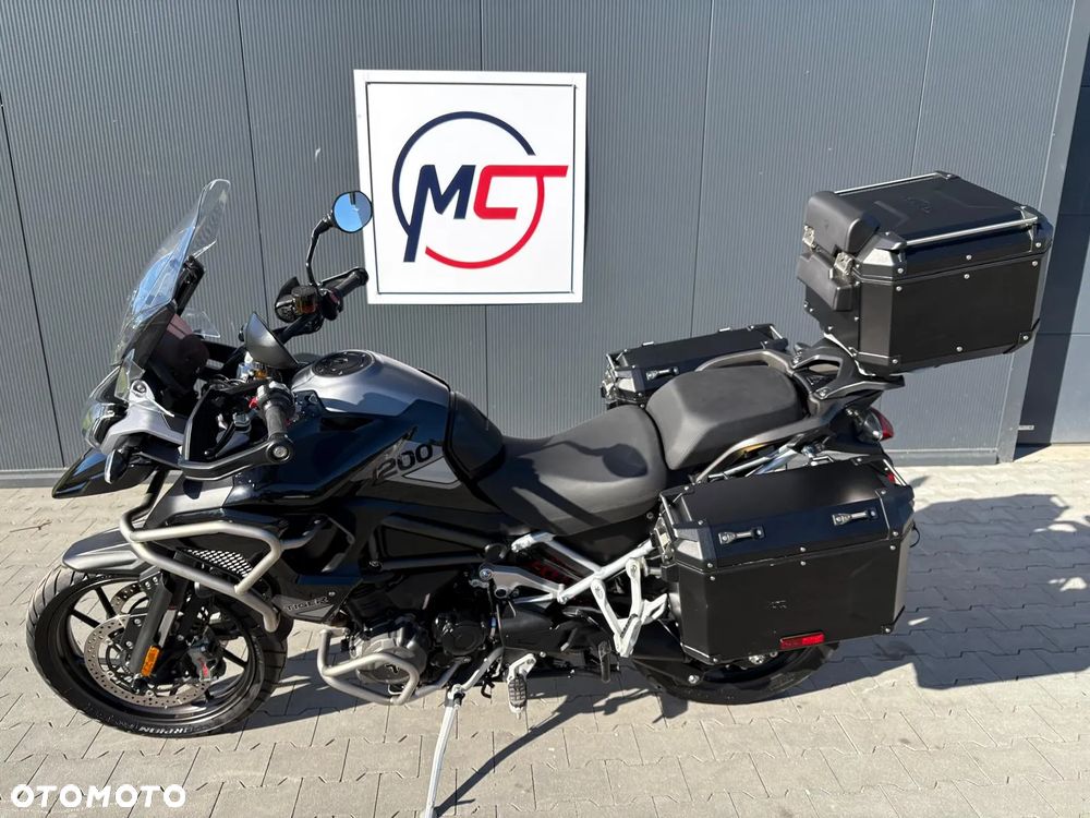 Triumph Tiger - 7