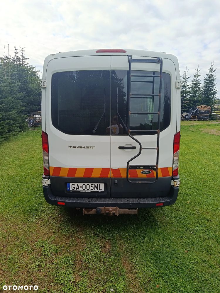Ford Tranzit - 25