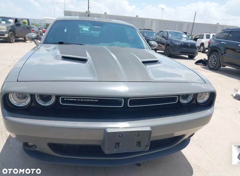 Dodge Challenger Automatik SXT Plus - 6