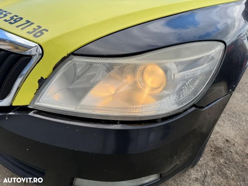 Far stanga Skoda Octavia 2 facelift (2008-2013) - 1