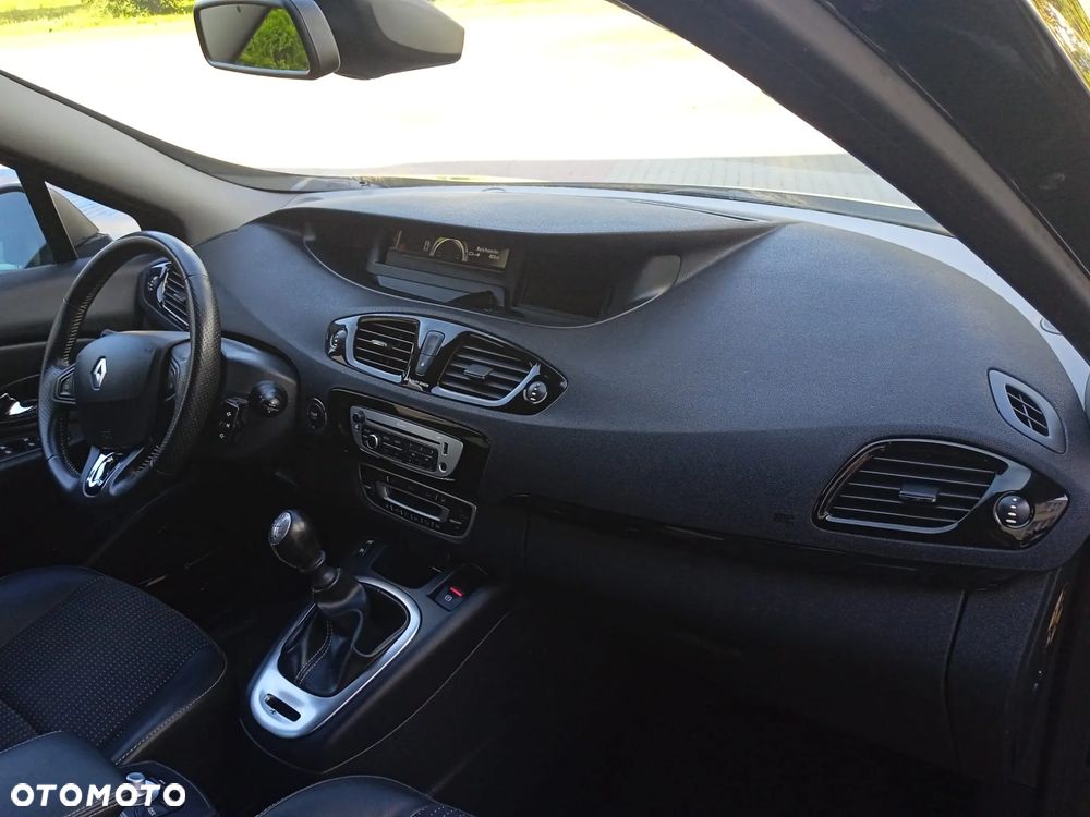 Renault Scenic - 17