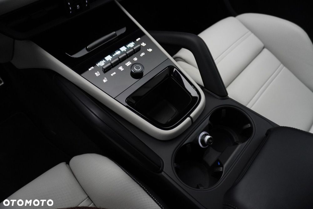 Porsche Cayenne GTS - 22