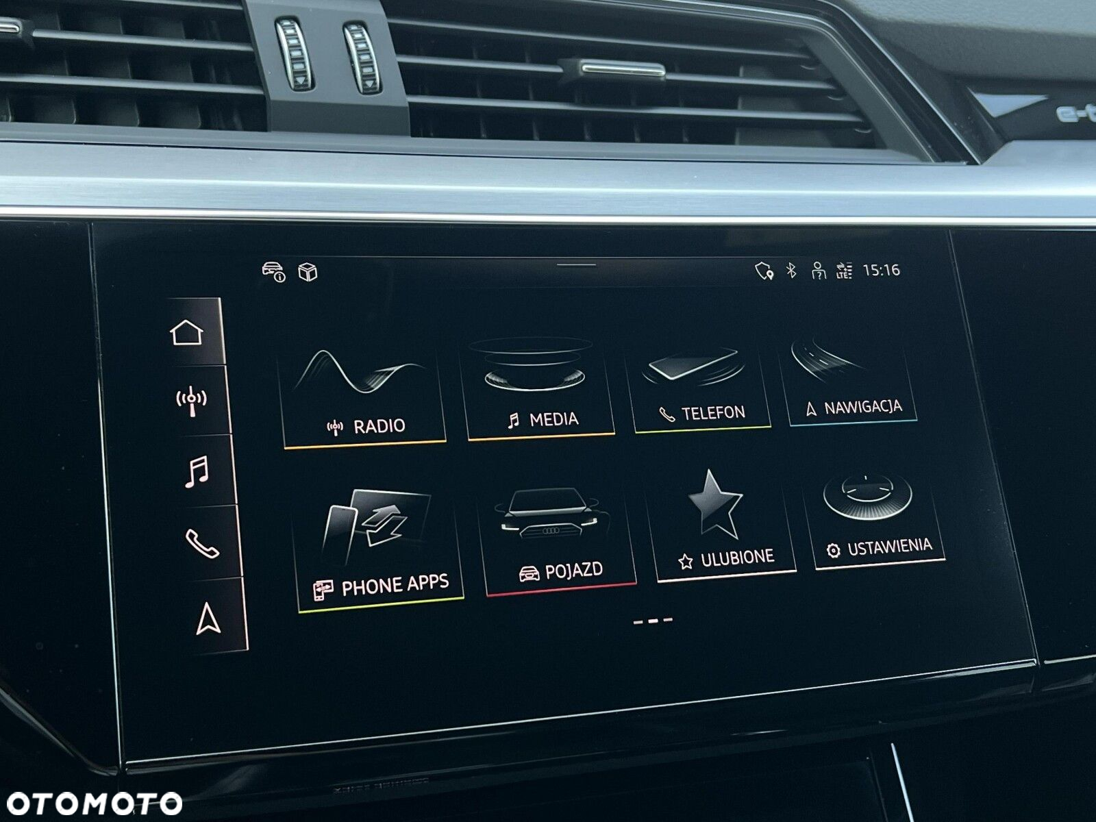 Audi e-tron - 22