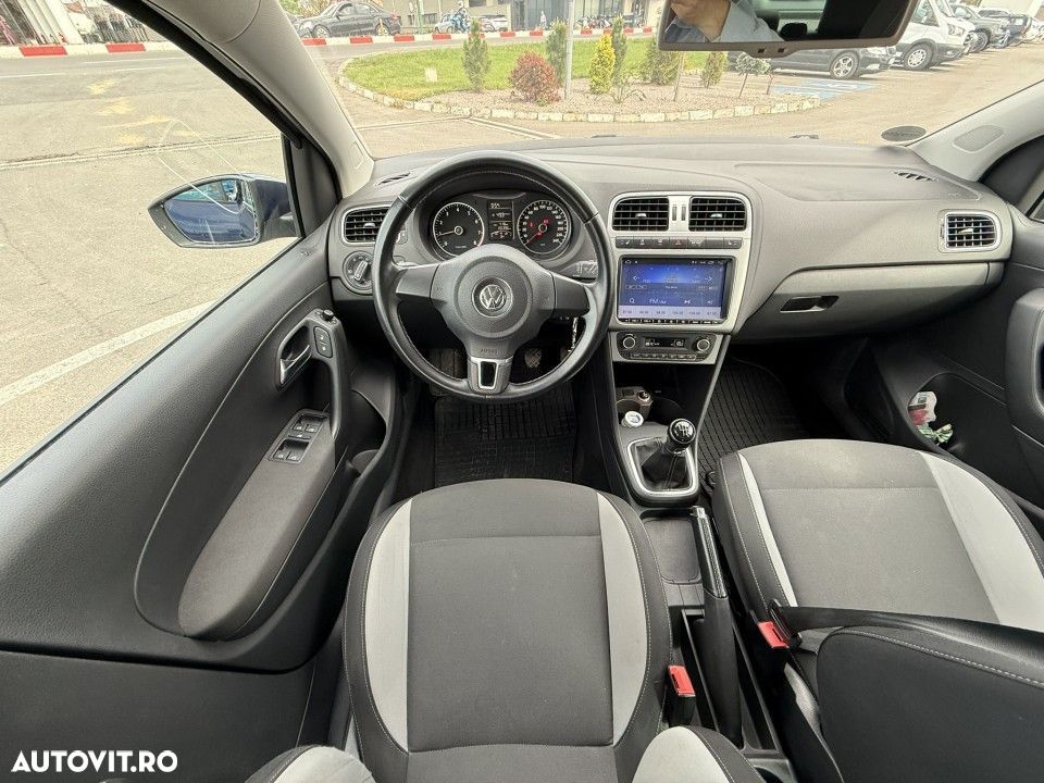 Volkswagen Polo - 14