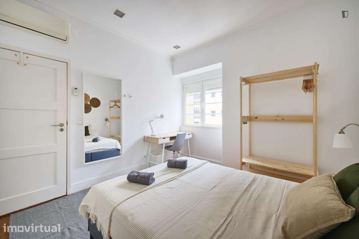 Quarto - localizado em Alameda Lisbon - Grande imagem: 3/43