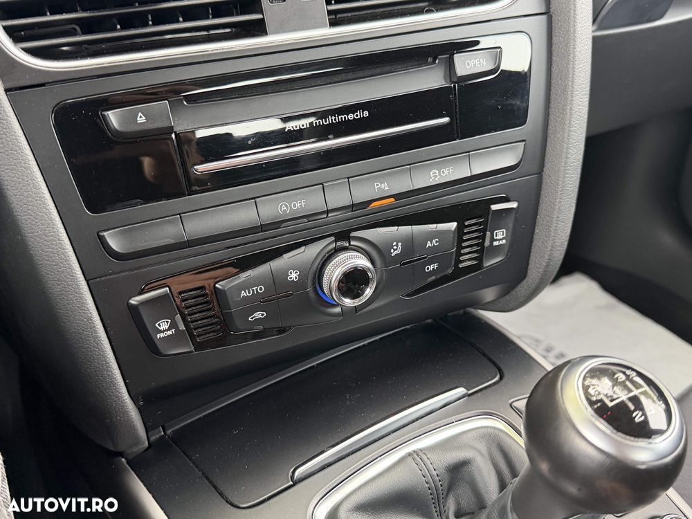 Audi A4 Limuzina 2.0 TDI DPF clean S line Sportpaket - 16