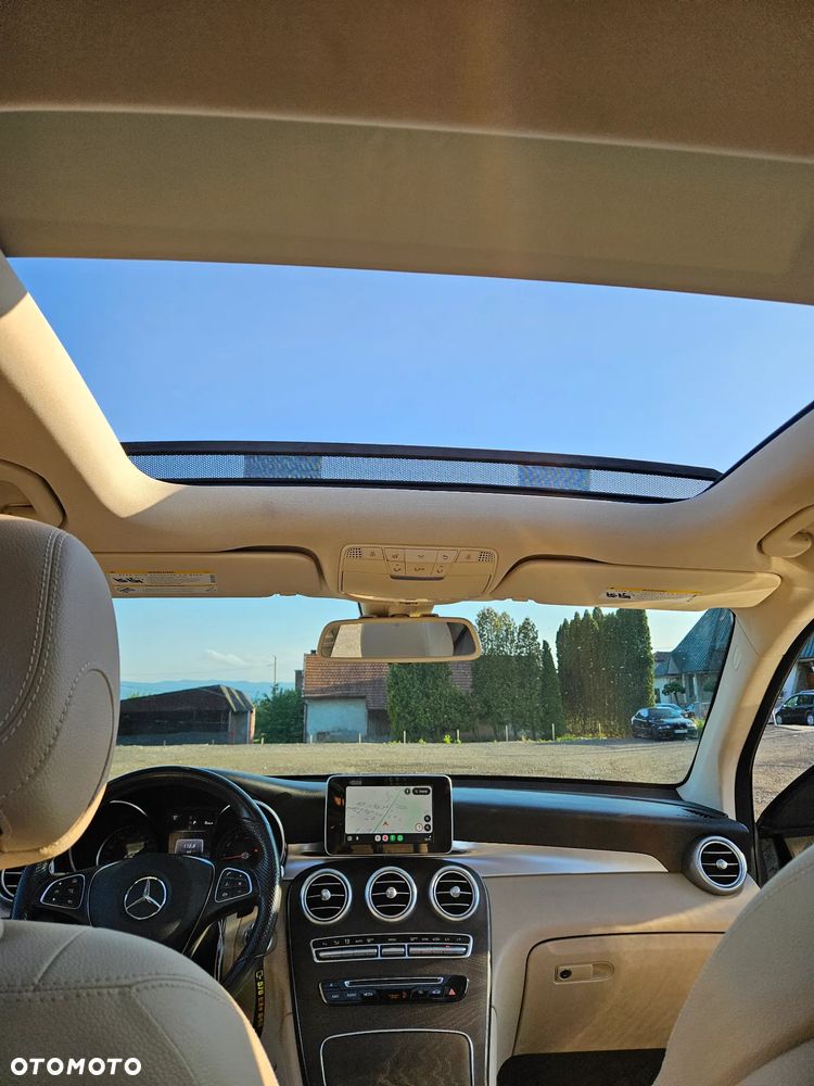 Mercedes-Benz GLC 300 4Matic 9G-TRONIC - 15
