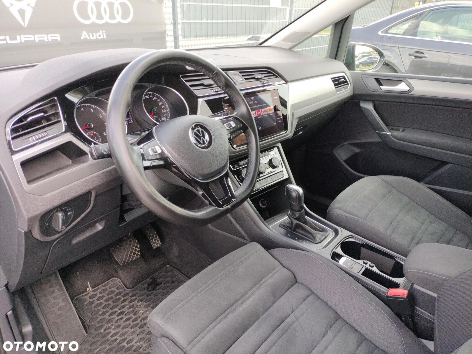 Volkswagen Touran 1.5 TSI EVO Comfortline DSG - 8
