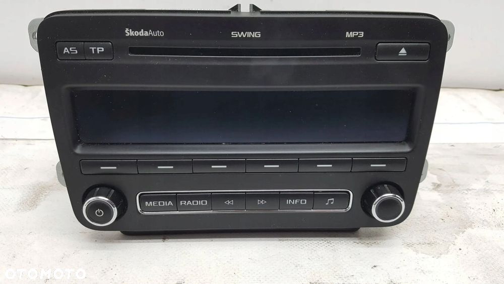 skoda fabia ii roomster radio swing mp3 - 1