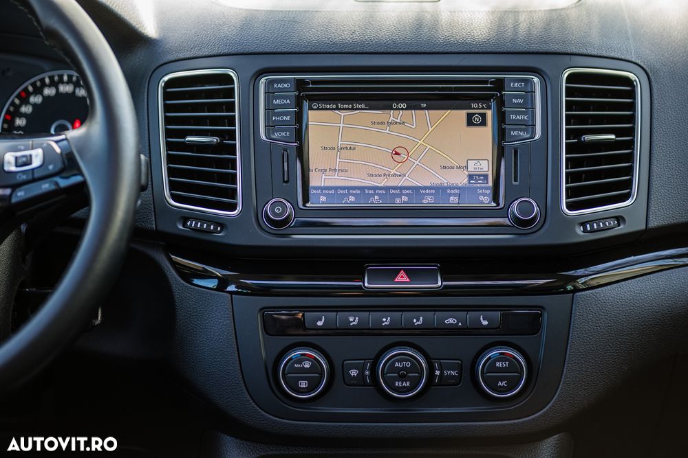 Volkswagen Sharan 2.0 TDI DSG (BlueMotion Technology) Highline - 8