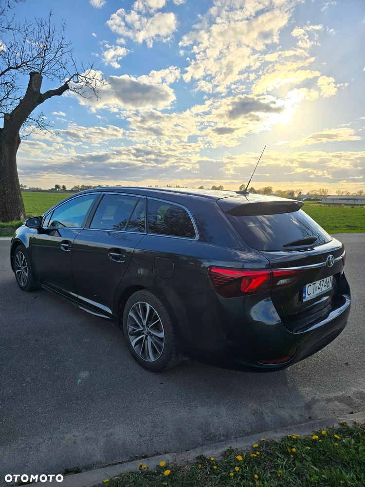 Toyota Avensis 2.0 D-4D Prestige - 7