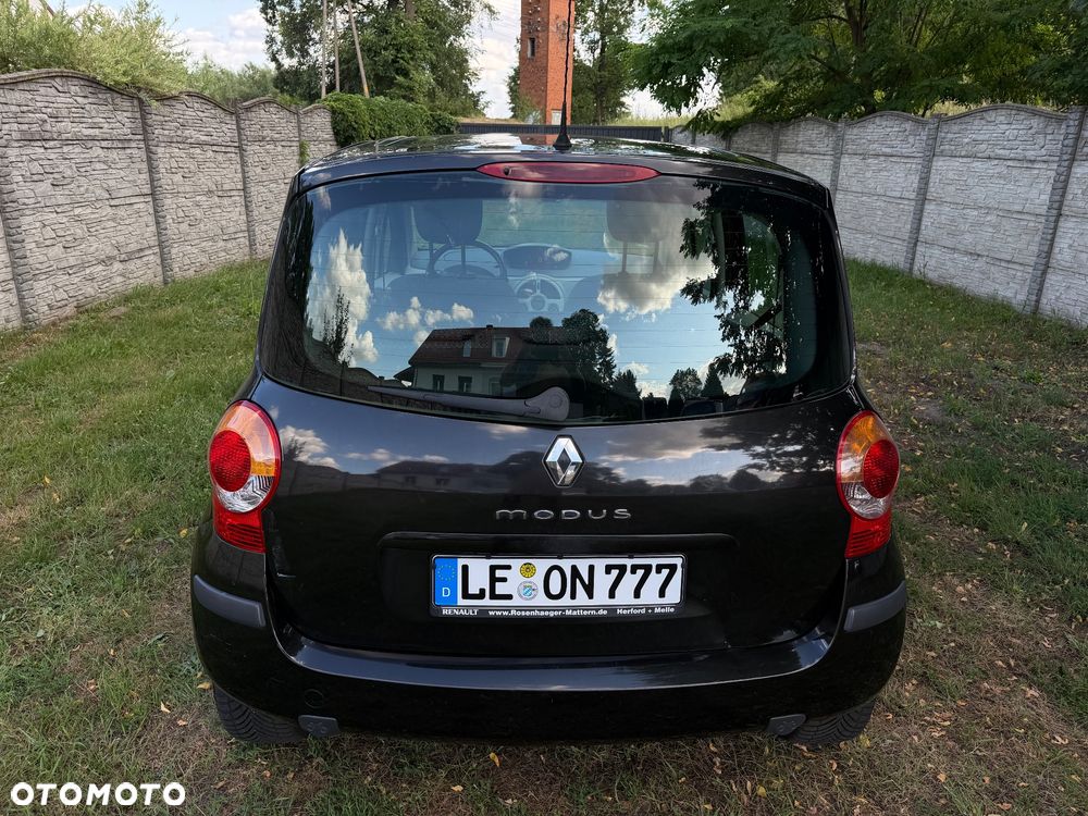 Renault Modus 1.6 16V Privilege - 22