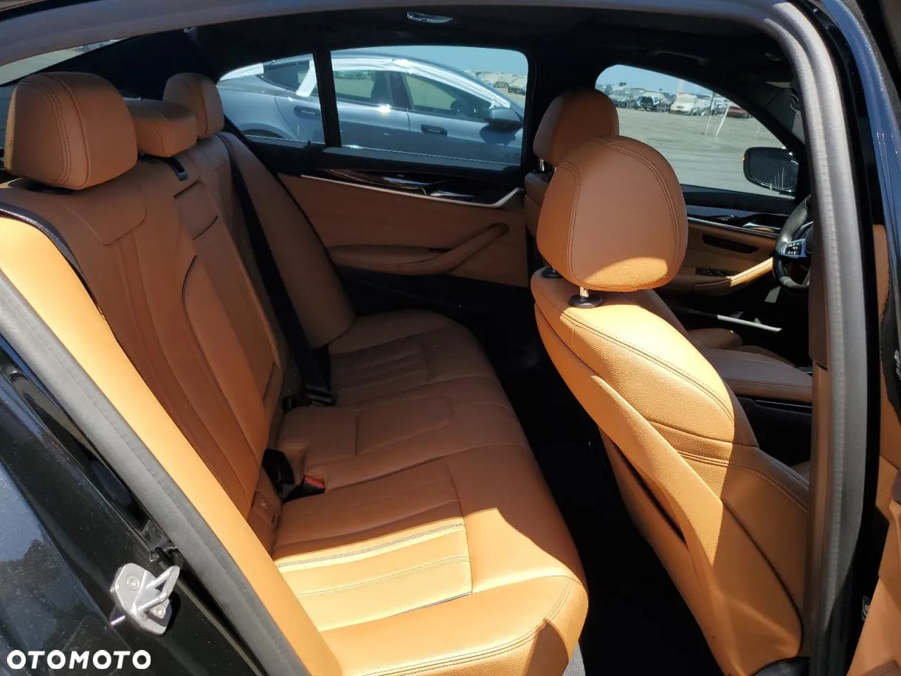 BMW Seria 5 540i - 9