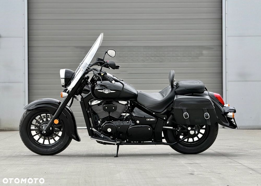Suzuki VL 800 Volusia - Boulevard C50 - 5