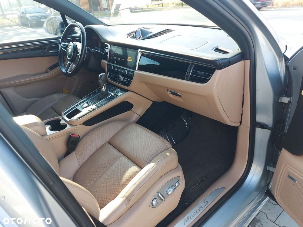 Porsche Macan S - 3