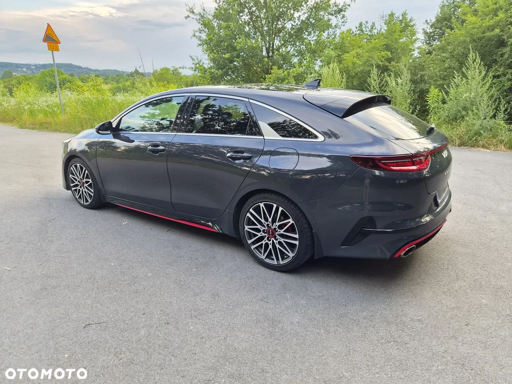 Kia ProCeed - 6