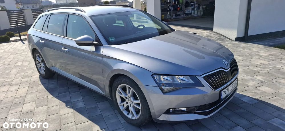 Skoda Superb 2.0 TDI Active - 11