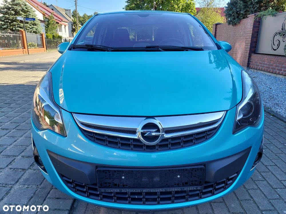 Opel Corsa 1.4 16V Color Edition - 2