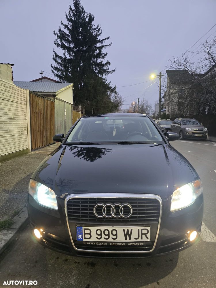 Audi A4 - 1