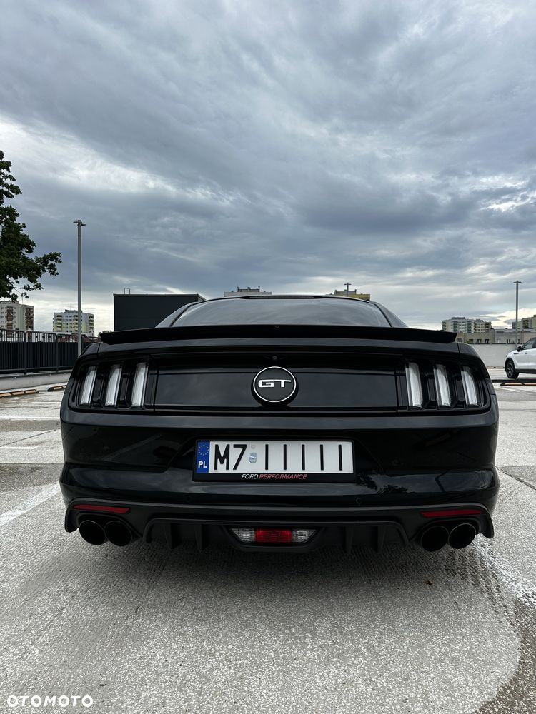 Ford Mustang - 7