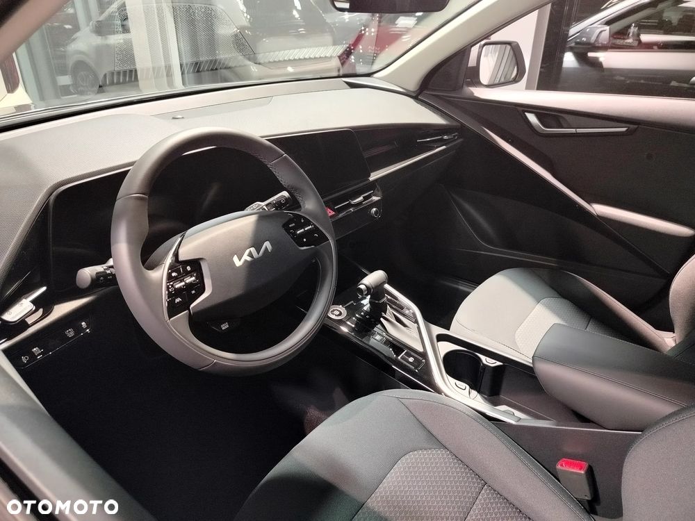 Kia Niro 1.6 GDI Hybrid M - 11