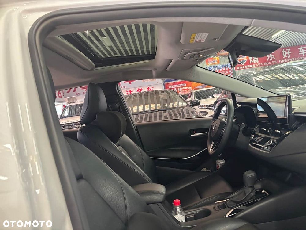 Toyota Corolla 1.8 Hybrid Comfort - 15