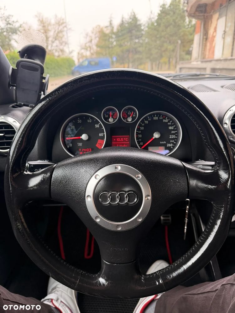 Audi TT Coupé - 14