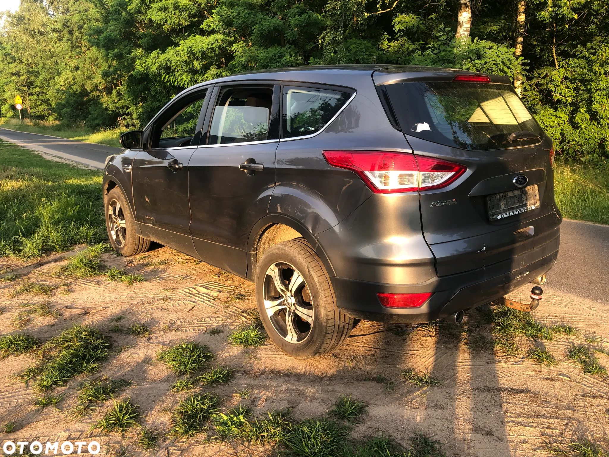 Ford Kuga - 2