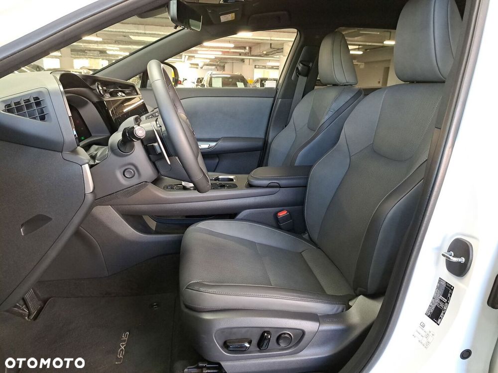 Lexus RZ 500e 77kWh Prestige DIRECT4 - 32