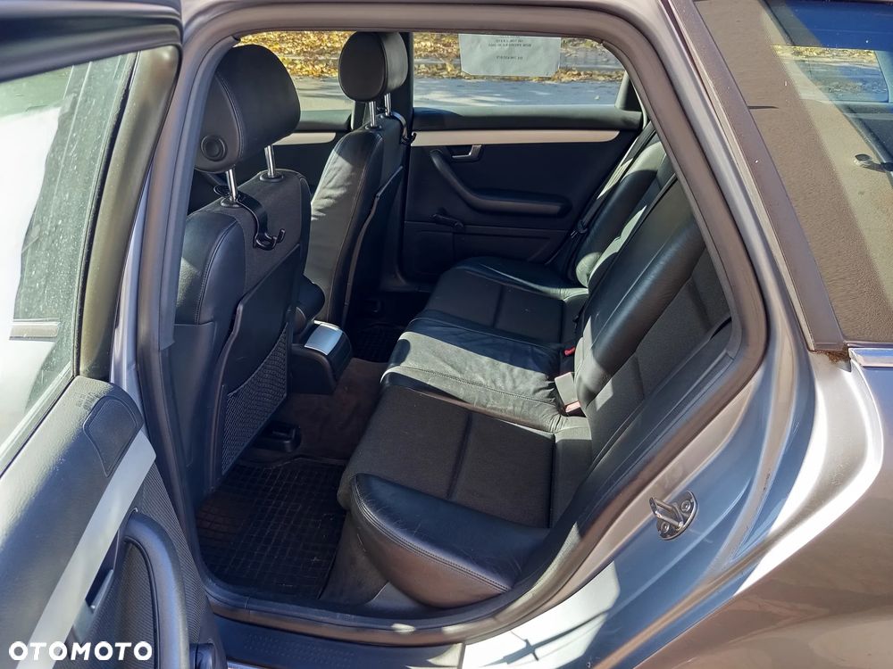 Audi A4 Avant - 10