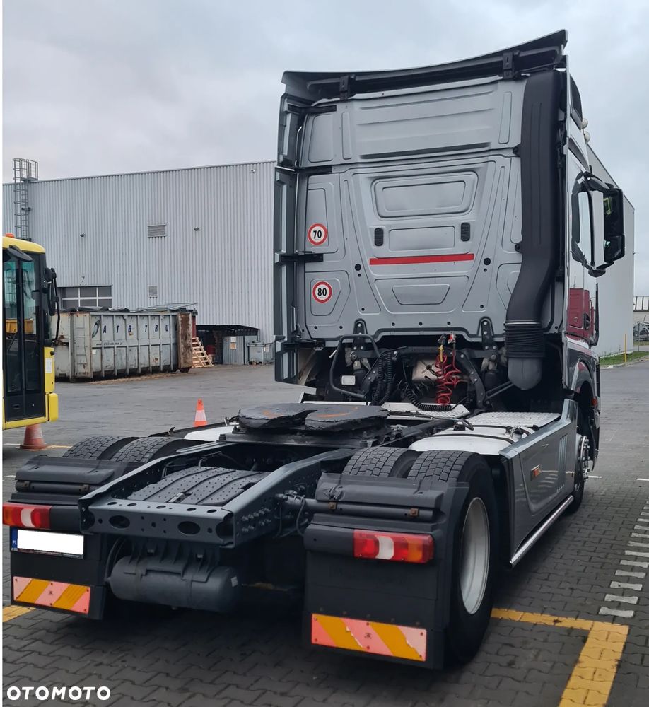 Mercedes-Benz Actros - 5