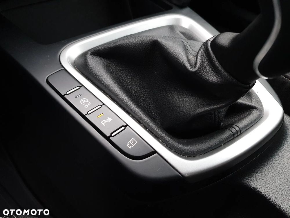 Kia Ceed 1.5 T-GDI M - 24