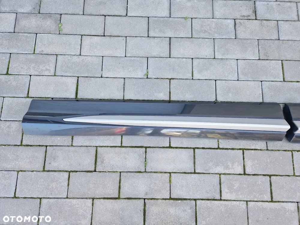 LISTWY DRZWI PRZEDNICH LEWYCH + TYLNYCH LEWYCH AUDI Q3 II 2017-- - 2