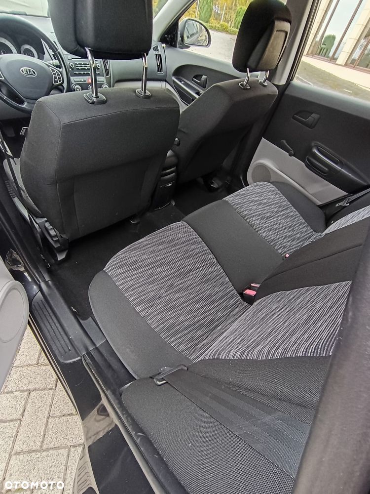 Kia Ceed - 6