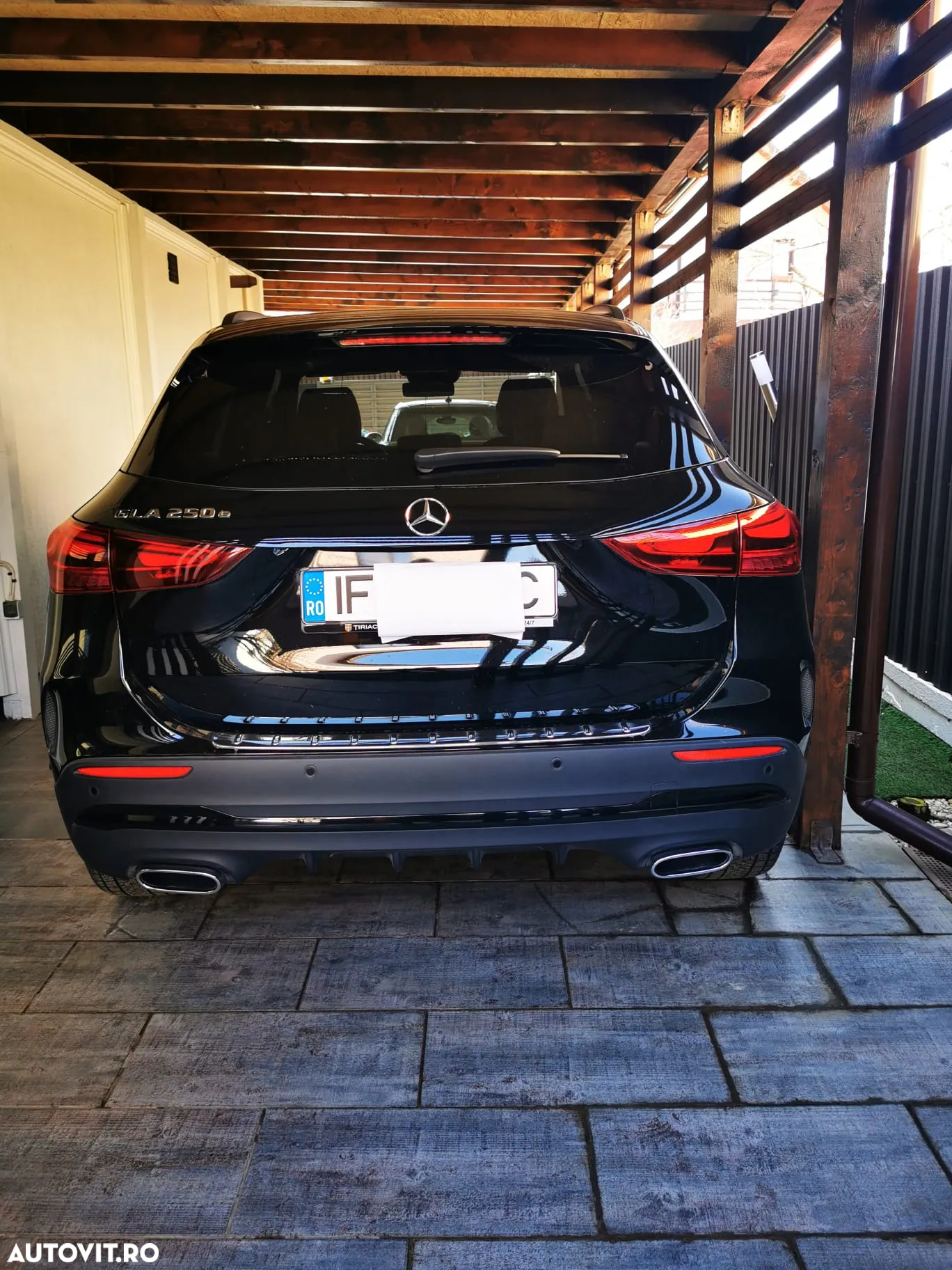 Mercedes-Benz GLA 250 e - 9