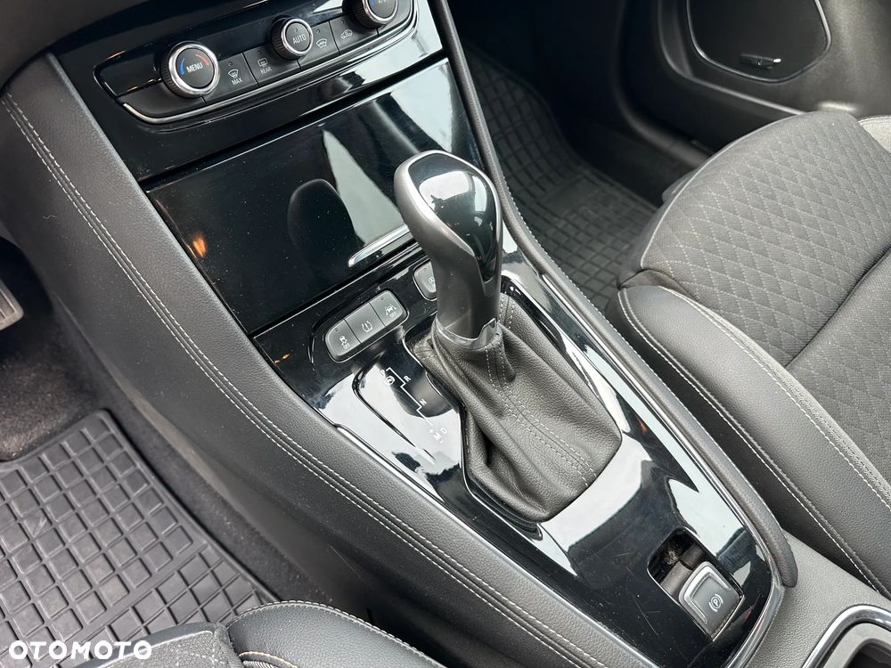Opel Grandland X - 13