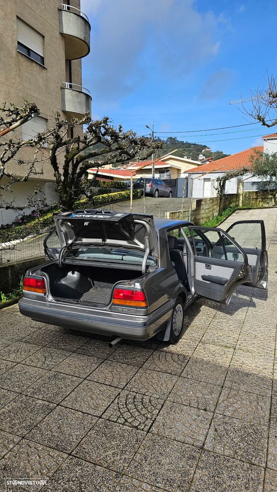 Nissan Sunny Sedan 1.3 SLX - 8