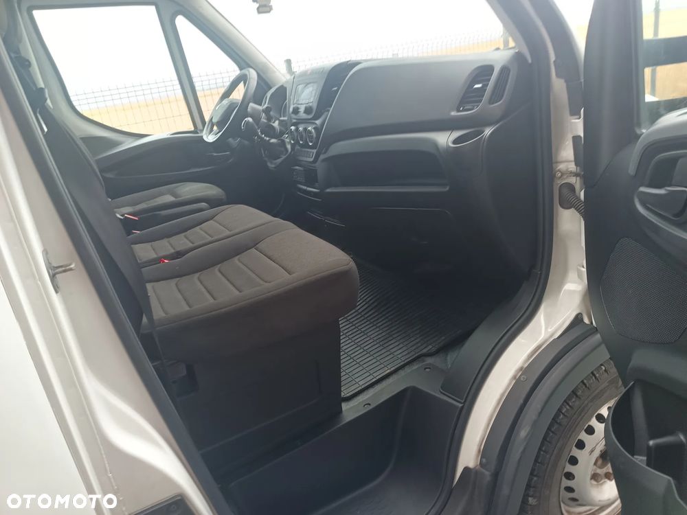 Iveco Daily 35.180 chłodnia zarej. w kraju - 7