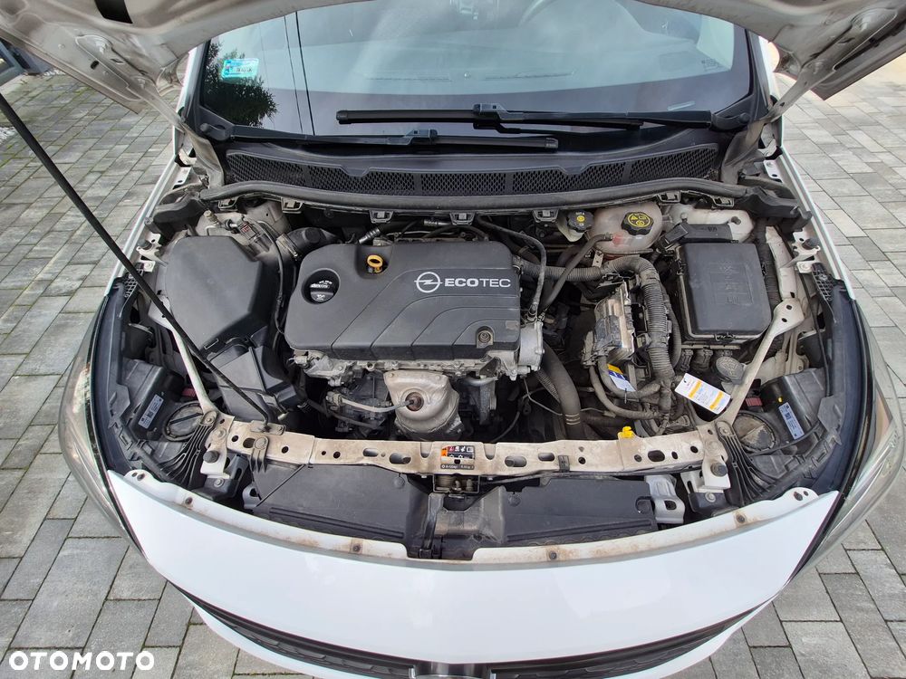 Opel Astra 1.4 Essentia - 13